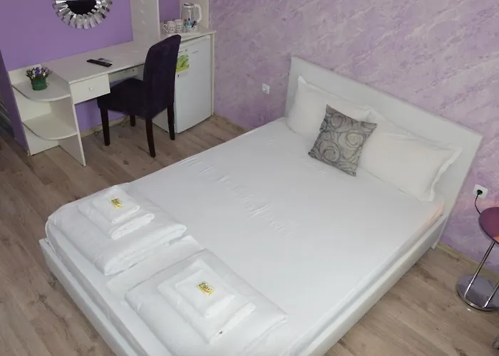 Valentines Къща за гости Китен