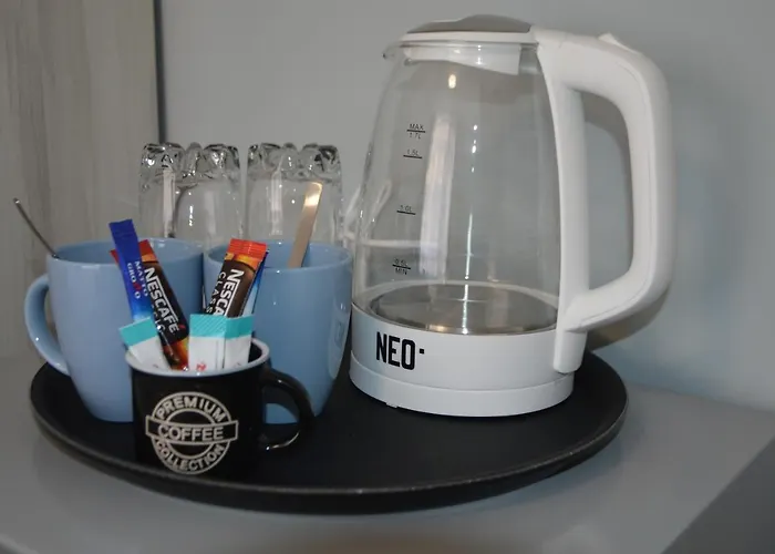 Къща за гости Valentines Китен